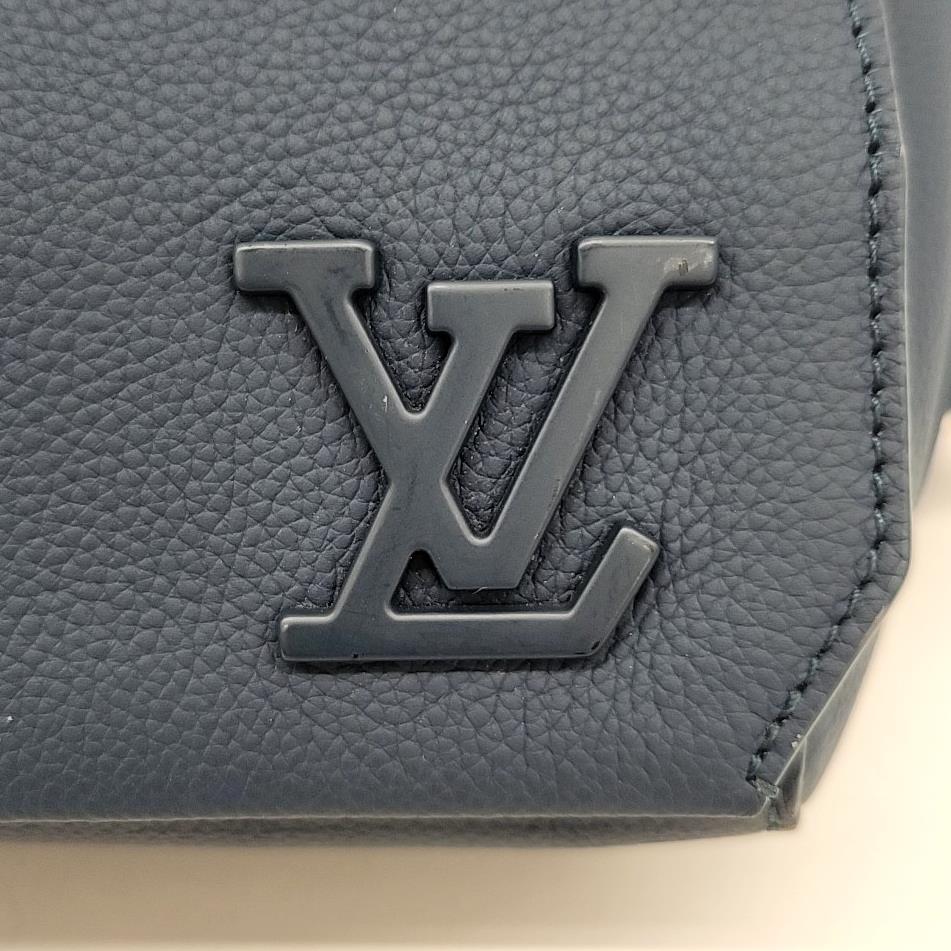 Louis Vuitton  Airlgram Messenger Bag
