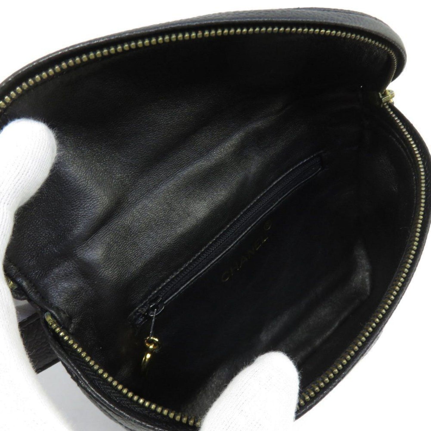 Chanel Women's Elegant Black Leather Clutch Bag in Black