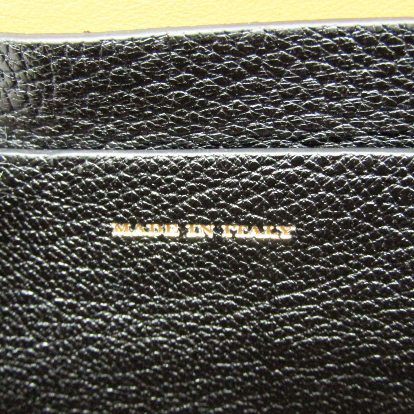 BURBERRY Women's Black Leather Shoulder Bag in Black
