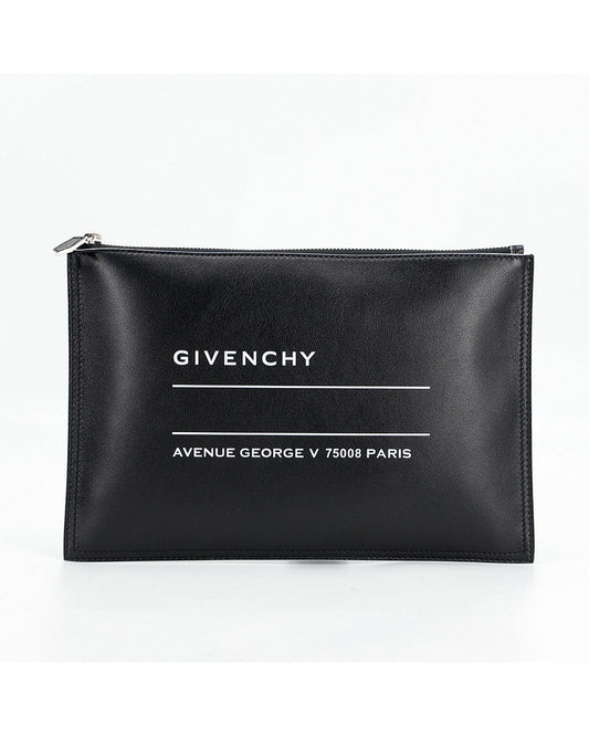 Givenchy Women's Black Leather Clutch Bag in Excellent Condition in Black