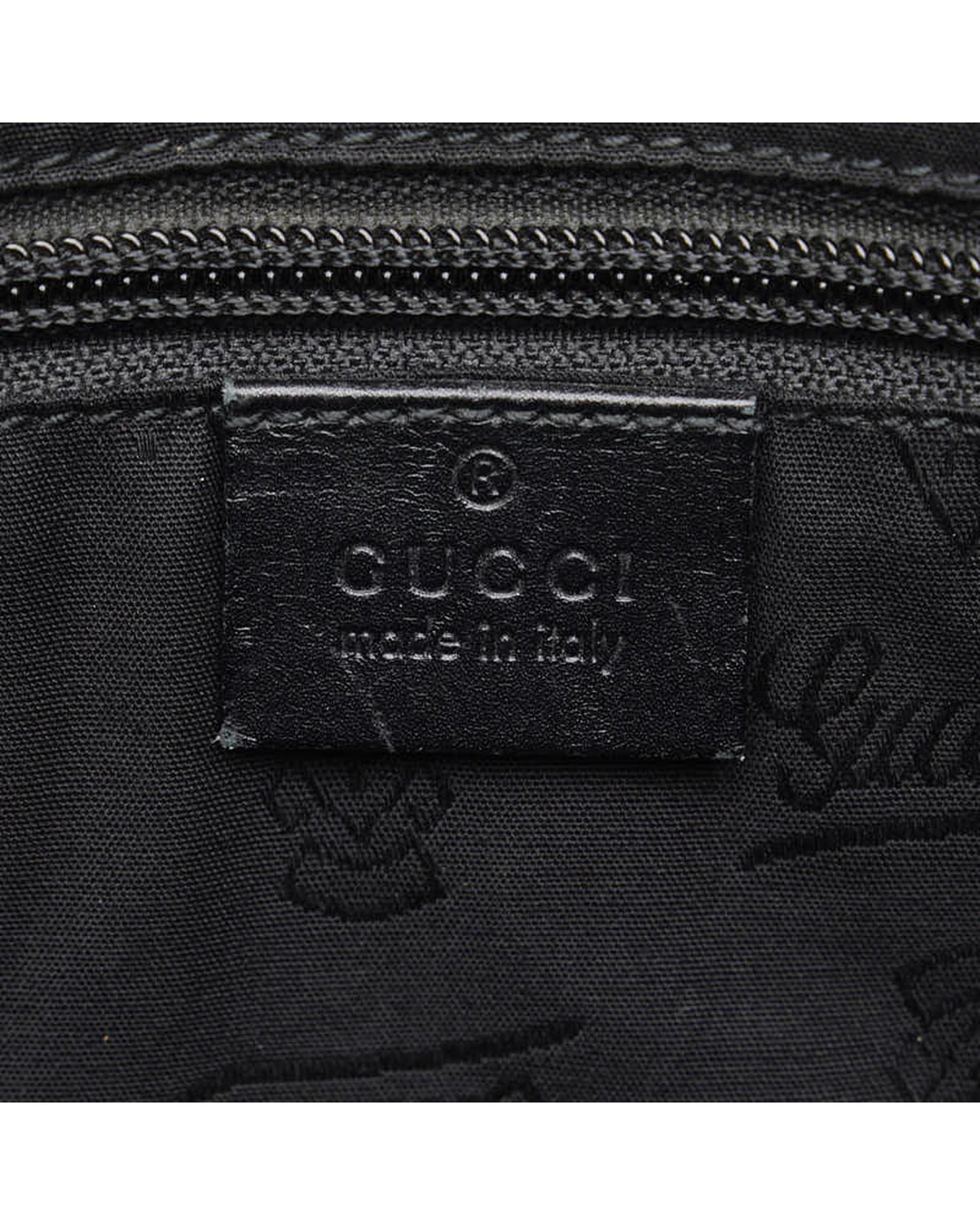 Gucci Women's Black Imprime Messenger Bag in Excellent Condition in Black