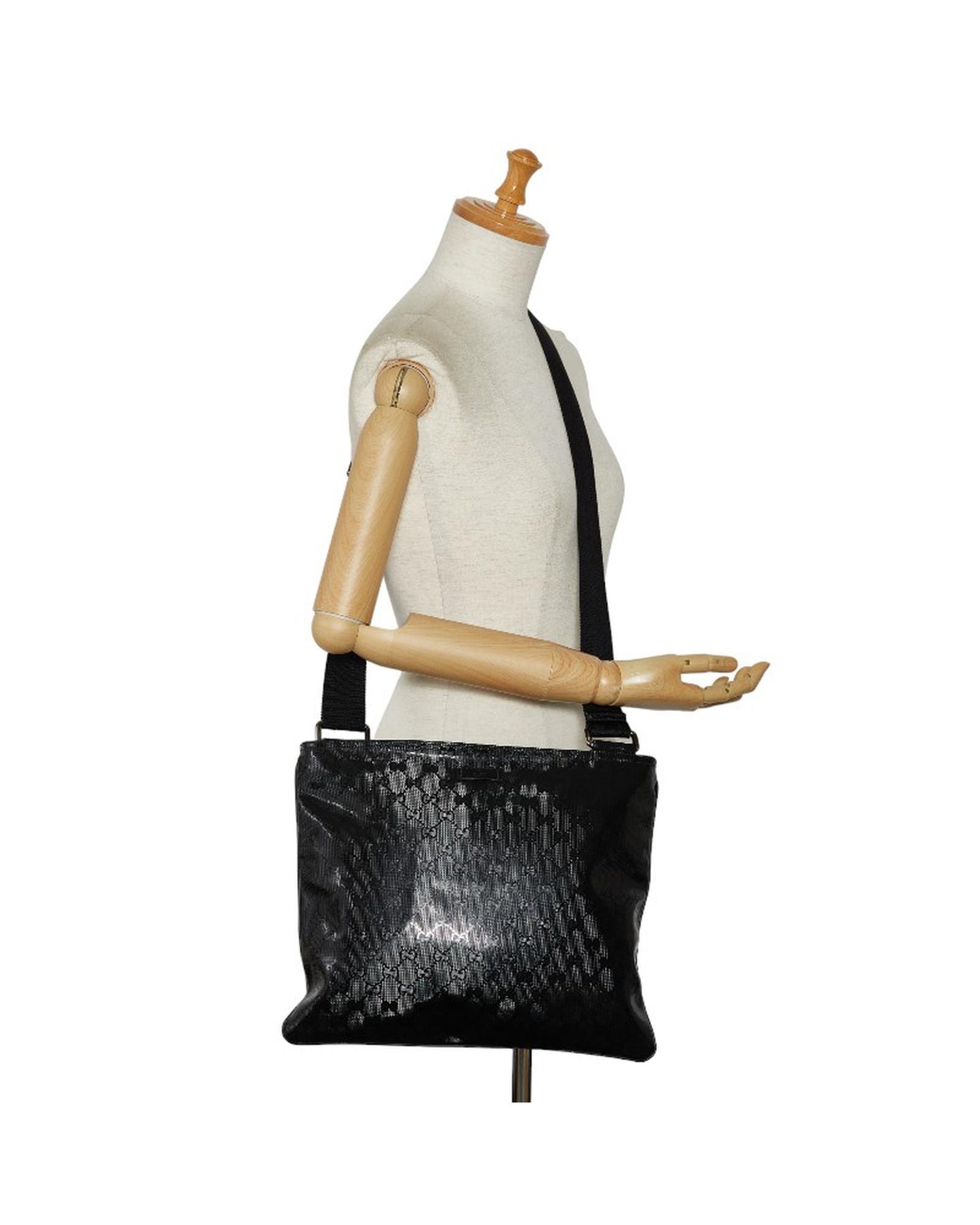 Gucci Women's Black Imprime Messenger Bag in Excellent Condition in Black