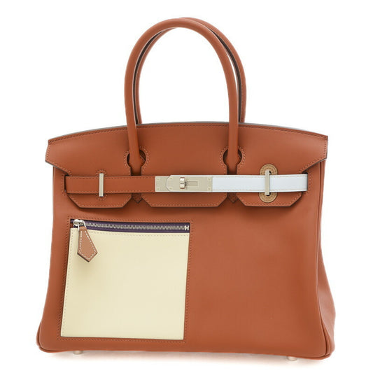 Hermes Women's Luxurious Leather Handbag with Impeccable Craftsmanship in Brown