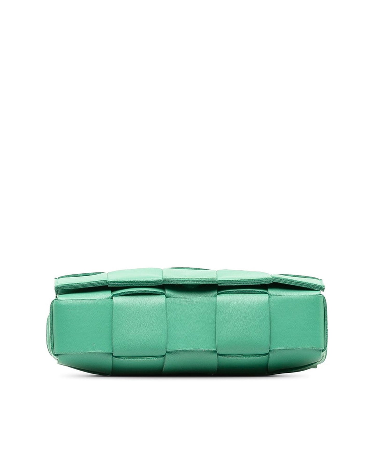 Bottega Veneta Women's Green Maxi Intrecciato Cassette Bag in Excellent Condition in Green