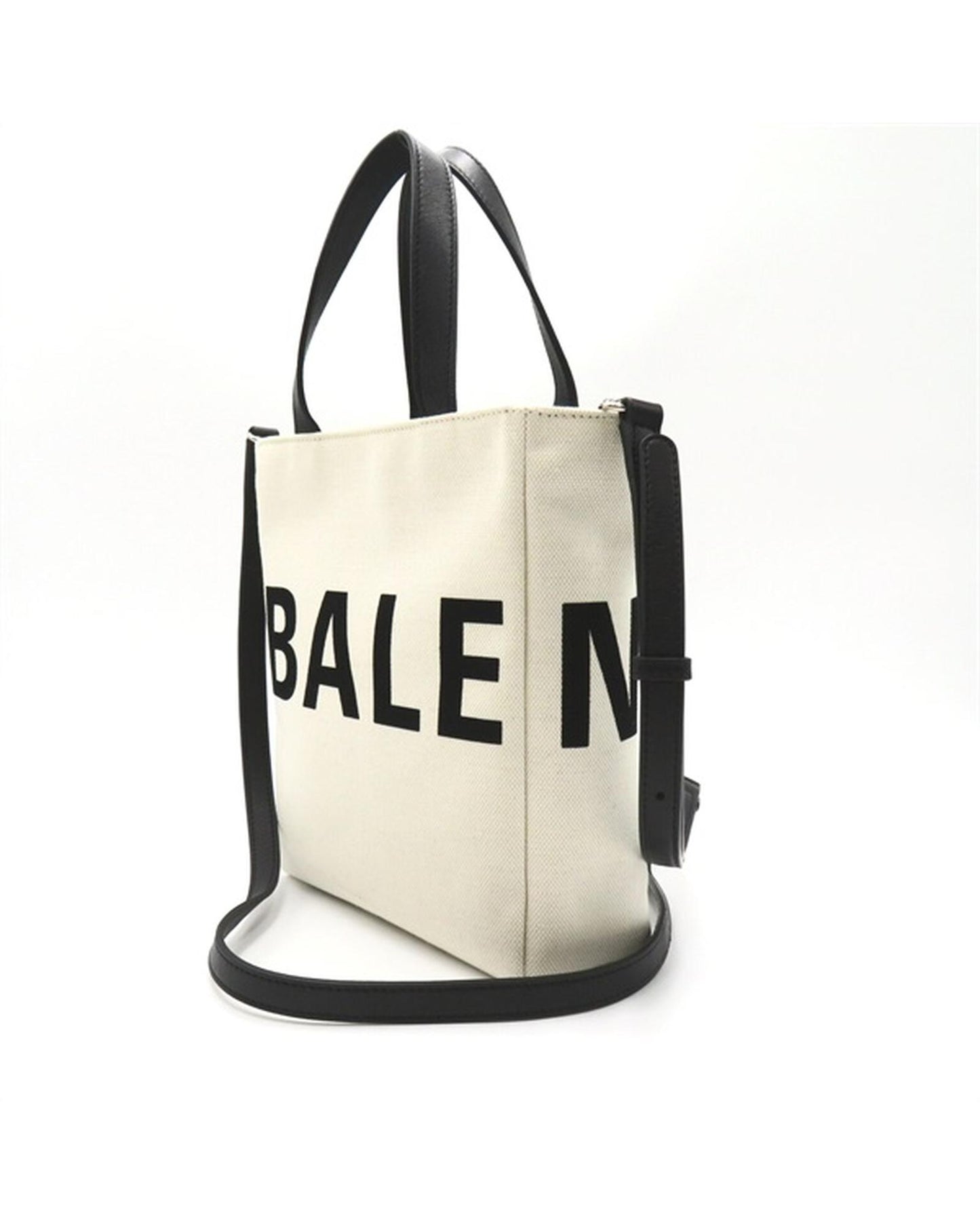 Balenciaga Women's White Everyday Tote Bag - Excellent Condition in White