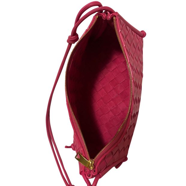 Bottega Veneta Zip Shoulder Bag in Pink Intrecciato Napa Leather