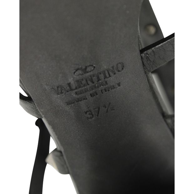 Valentino Garavani Rockstud Cage Sandals in Black Leather
