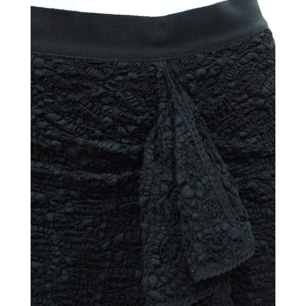 CAROLINA HERRERA Black Lace Skirt with Front Frill