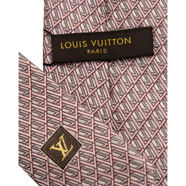 Louis Vuitton Grey & Pink Pattern