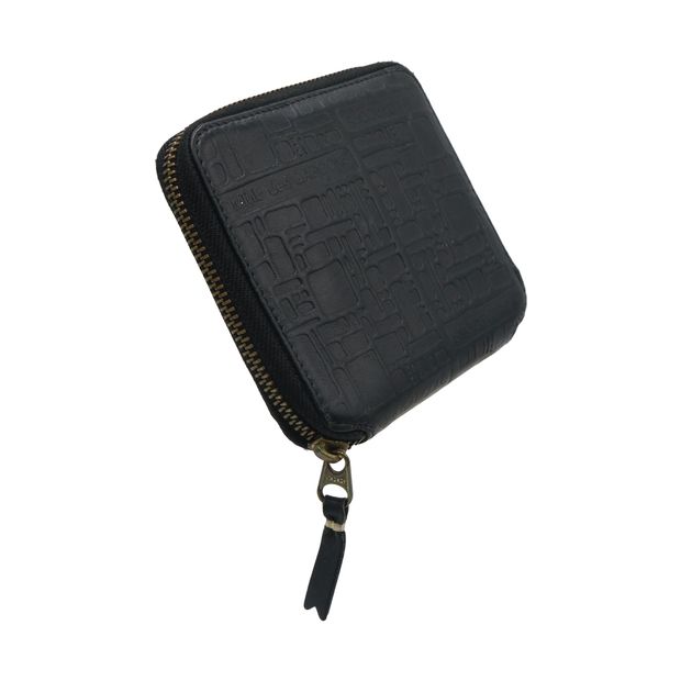 Comme Des GarÃ§ons Logo Embossed Wallet in Black Leather
