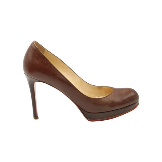 Christian Louboutin Bianca Pumps in Brown Leather