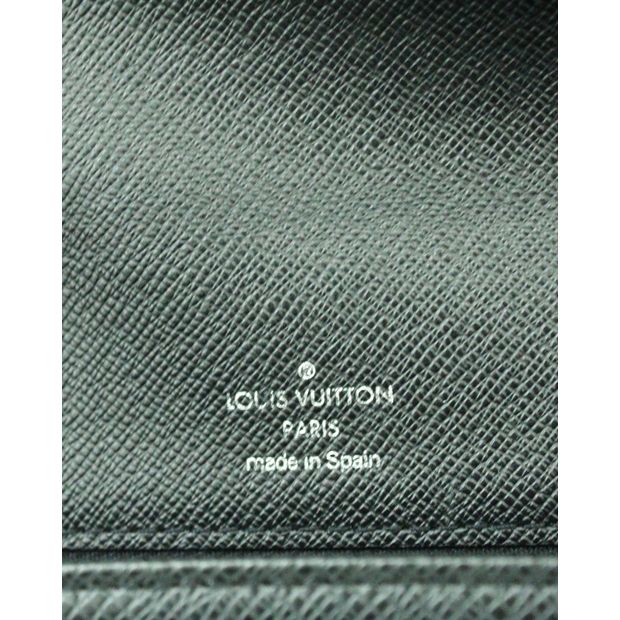 Louis Vuitton Black Selenga Taiga Pochette