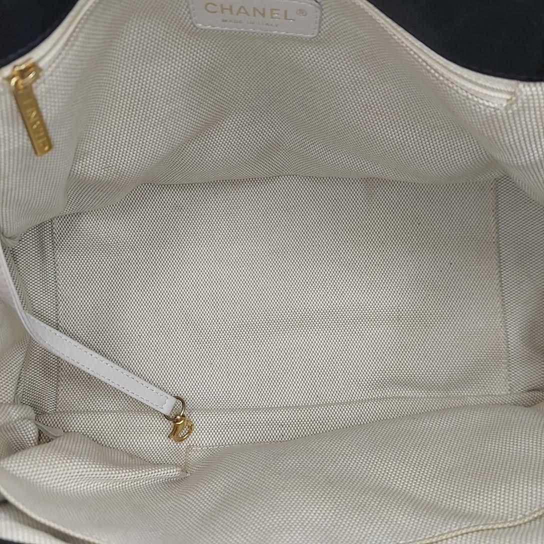 Chanel  Wild Stitch Chain Shoulder Bag