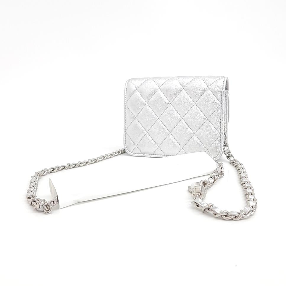 Chanel  Chain beltbag