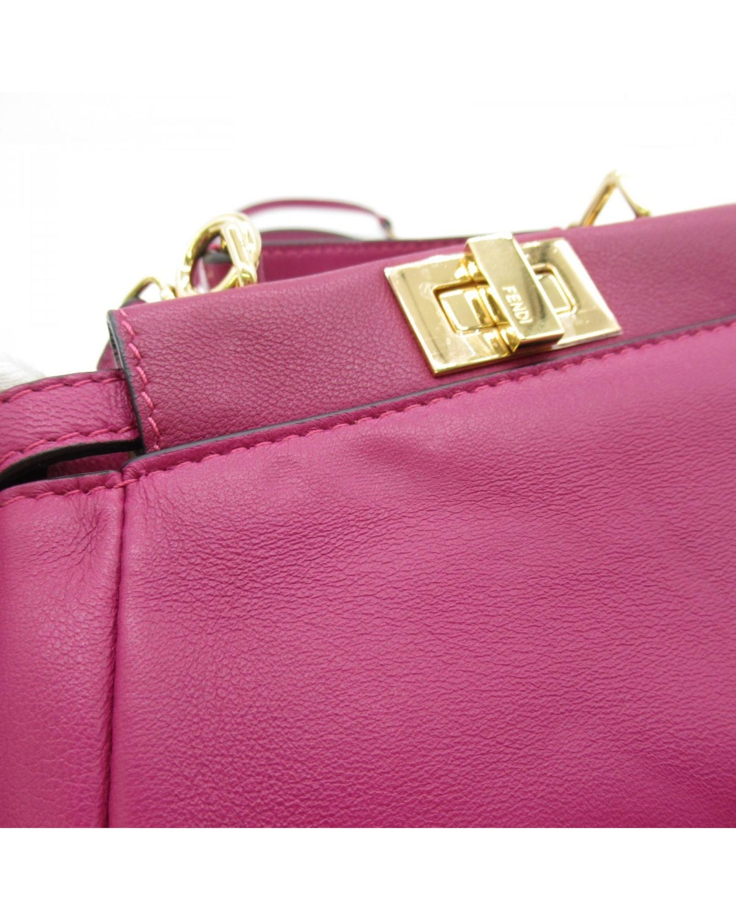 Fendi Women's Small Leather Crossbody Bag in Excellent Condition in Pink