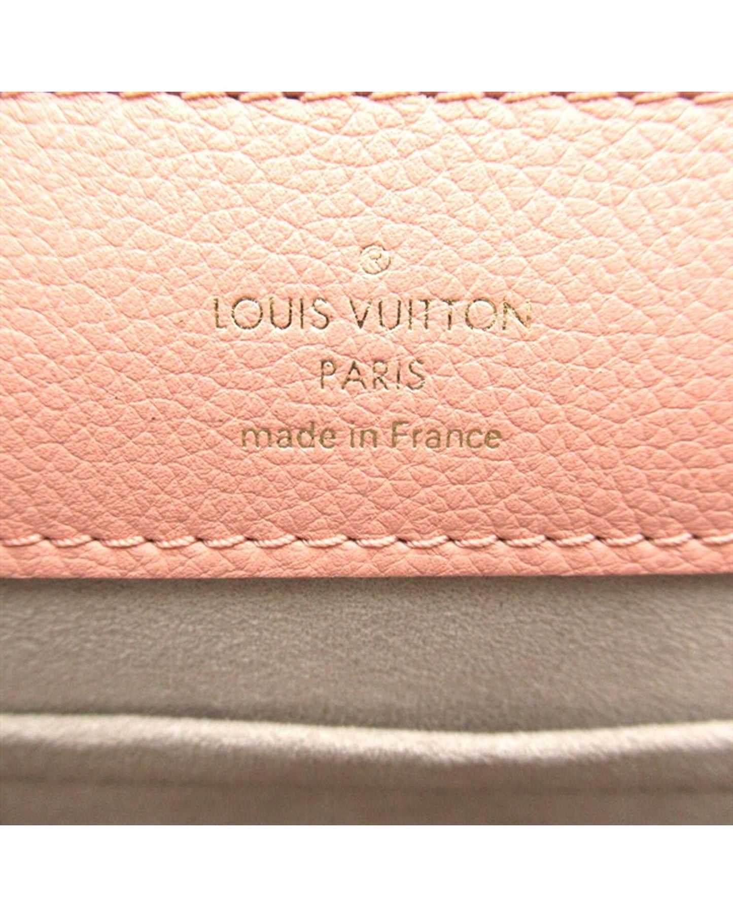 Louis Vuitton Women's Excellent Condition Pink Lockme Ever BB Bag in Pink