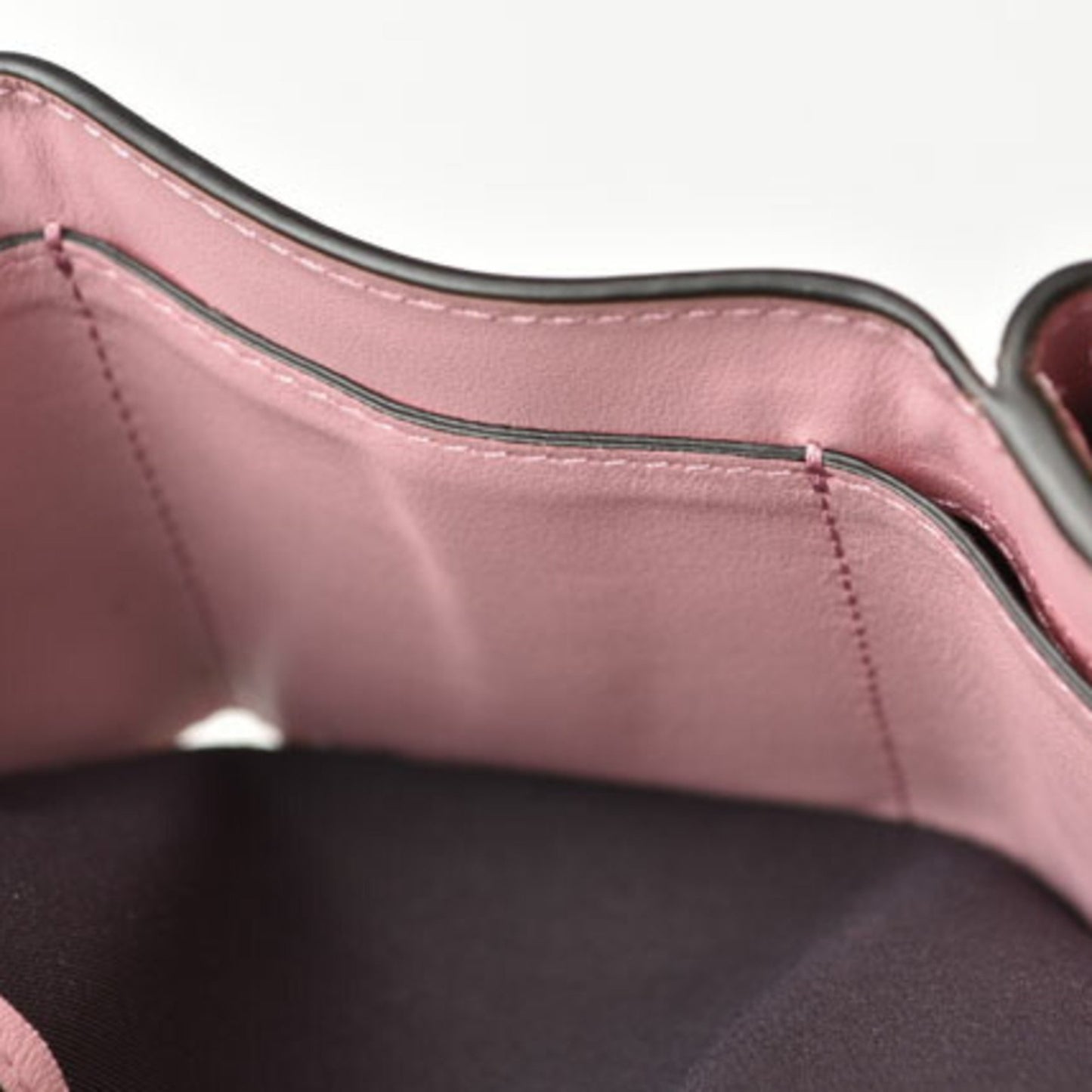 Fendi Women's Stylish Pink Leather Tri-Fold Wallet in Pink