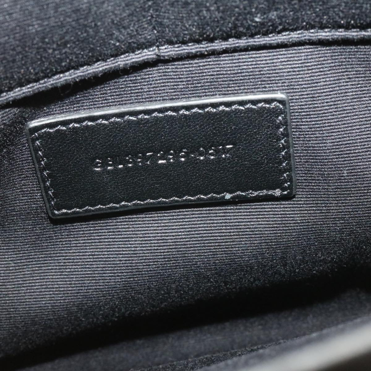 Yves Saint Laurent Unisex Leather Shoulder Bag in Black