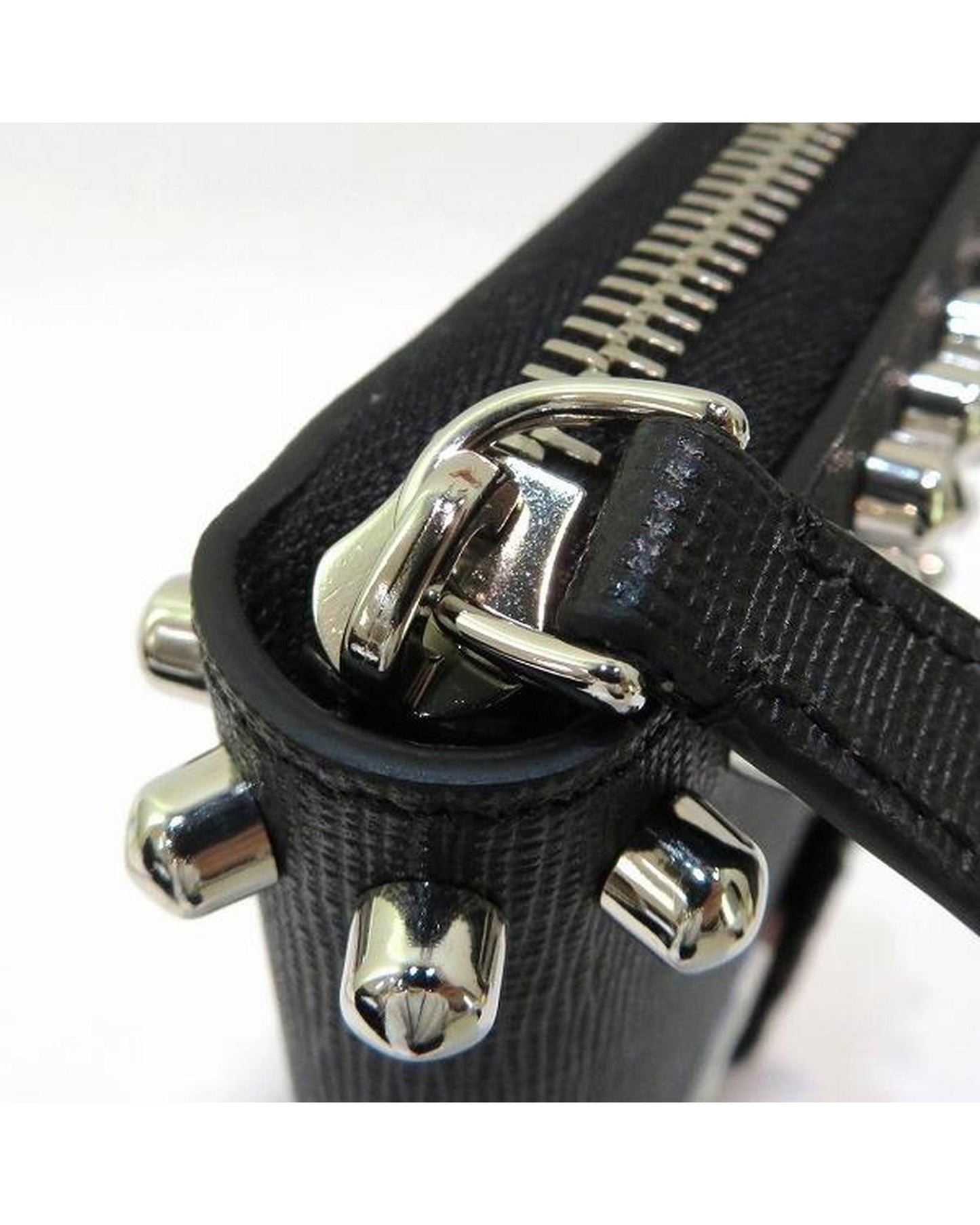 Fendi Women's Karlito Design Leather Zip Around Wallet in Black