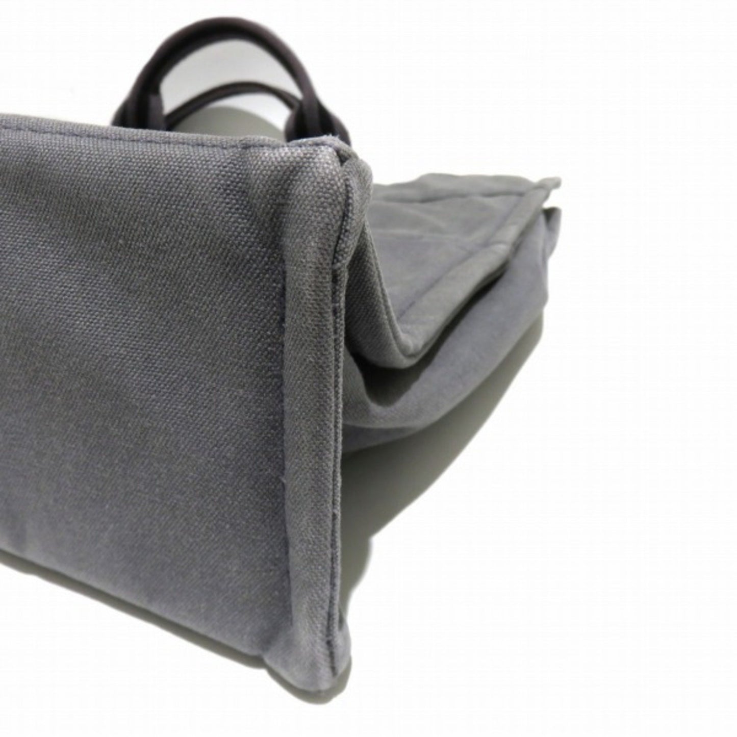 Hermes Unisex Canvas Handbag with Timeless Design and High-Quality Material in Grey