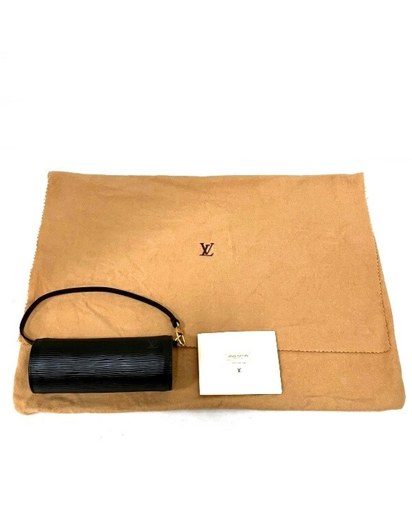 Louis Vuitton Women's Black Epi Soufflot Bag in Excellent Condition in Black