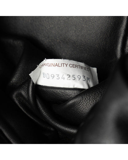 Bottega Veneta Women's Black Chain Shoulder Bag - Excellent Condition in Black