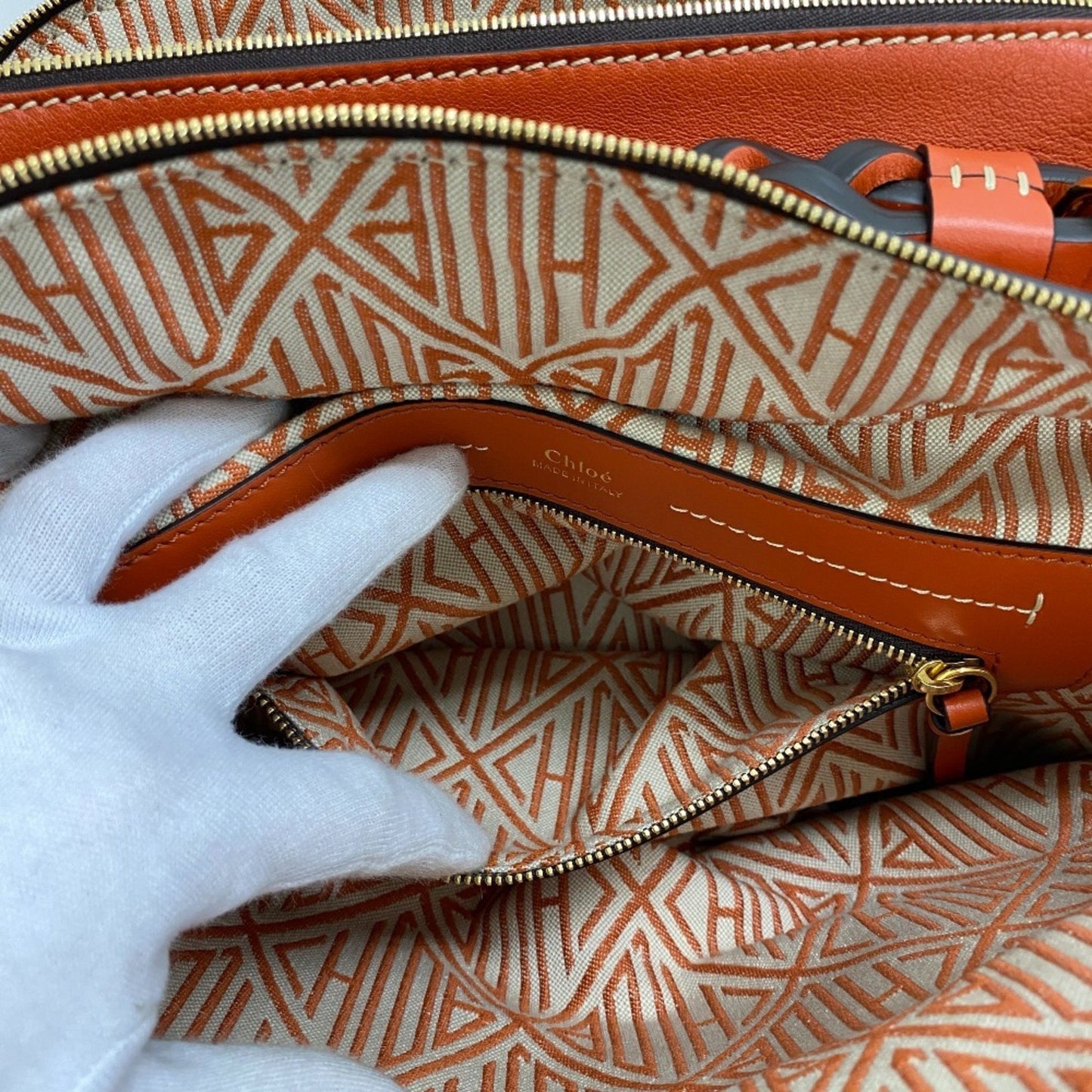 Chloe Women's Vibrant Orange Leather Shoulder Bag in Orange