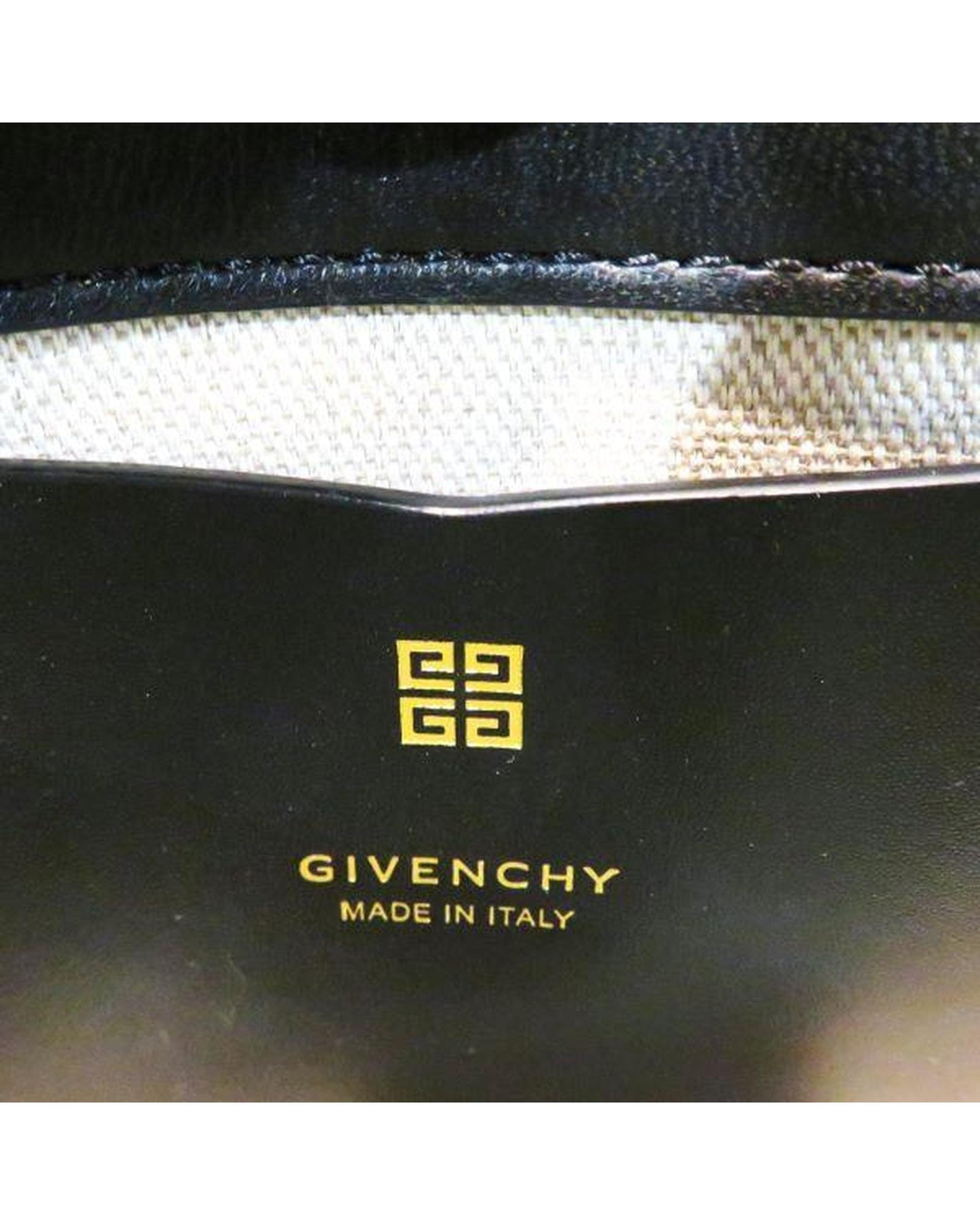 Givenchy Women's Givenchy Shoulder Bag 4G Design in Black