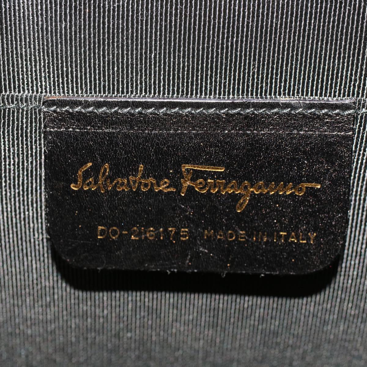 Salvatore Ferragamo Gancini Chain Shoulder Bag Straw Brown Do-216175 Auth 44271