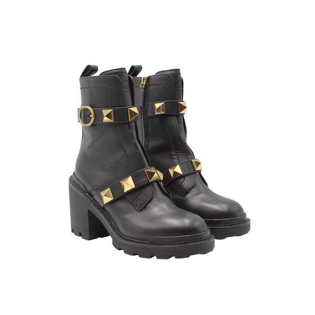 Gucci Roman Stud 85 Ankle Boots in Black Leather