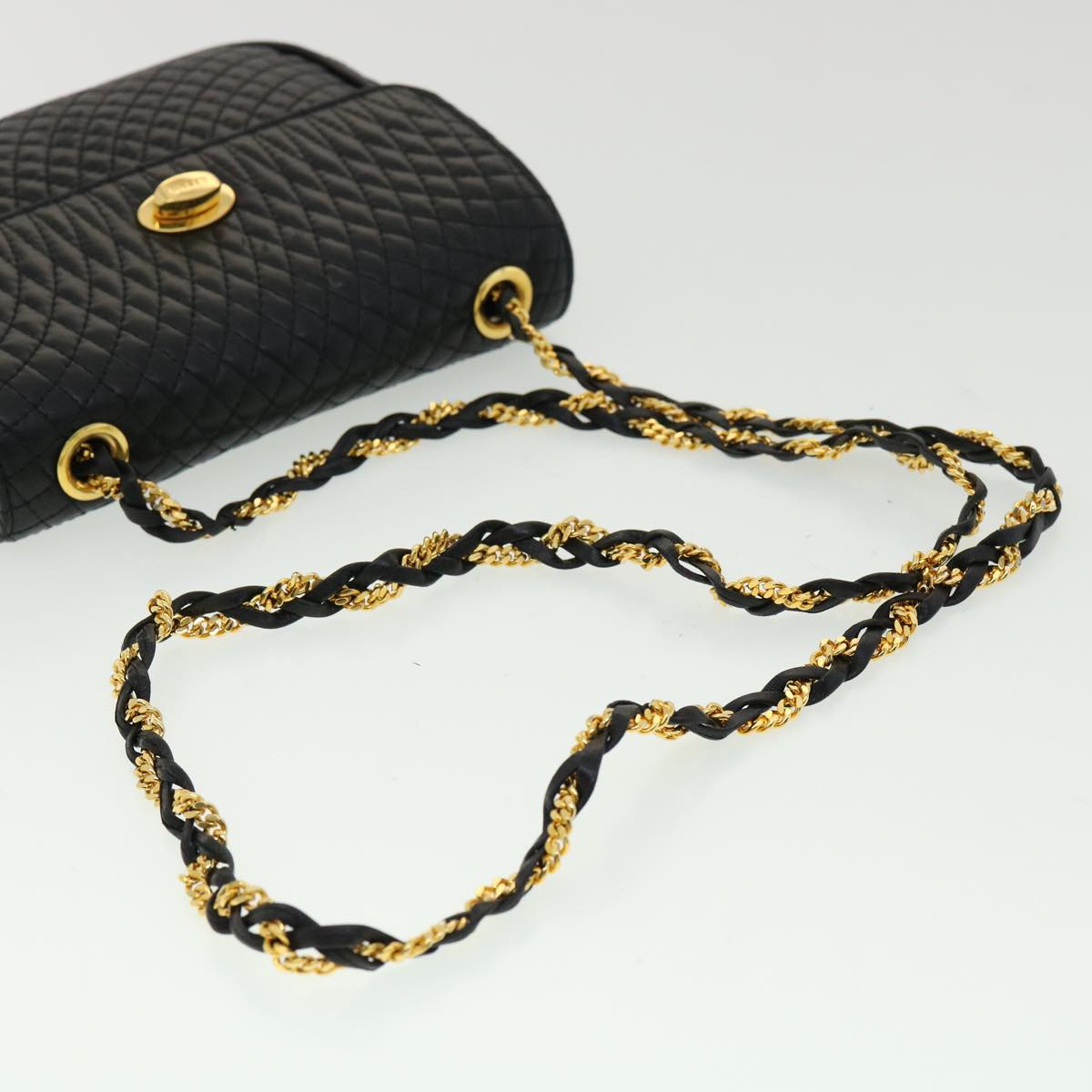 Bally Matelasse Chain Shoulder Bag Leather Black Auth Am3215