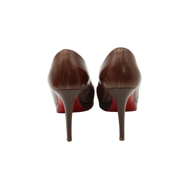 Christian Louboutin Bianca Pumps in Brown Leather