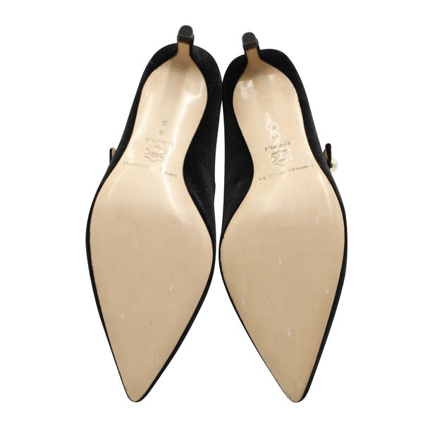 Contemporary Designer Pointed Toe Black Velvet Kitten Heels