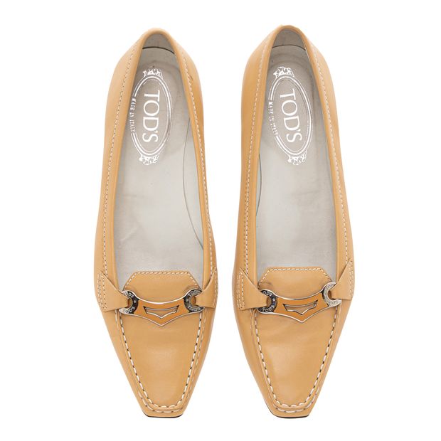Tod'S Pointed Toe Leather Loafers