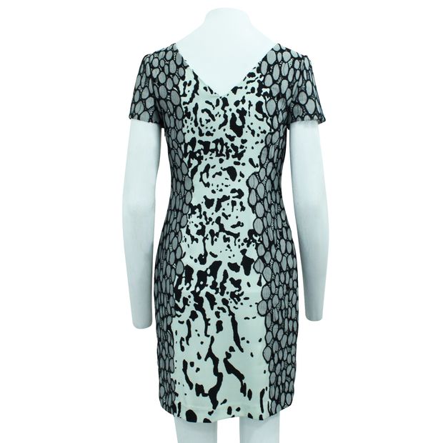 DIANE VON FURSTENBERG Black and White Print Dress with Lace Decoration